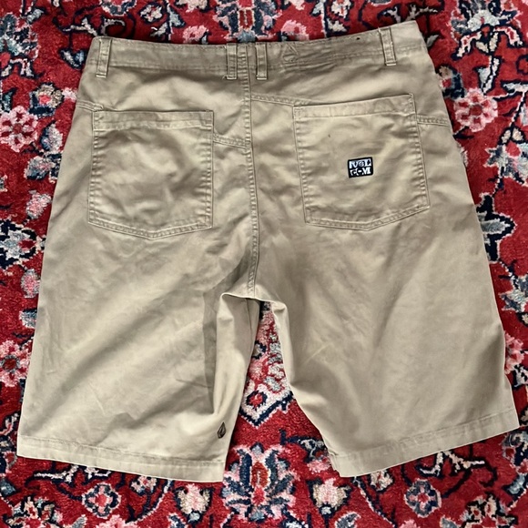 Volcom Chino Shorts Size 34 Tan! - Picture 2 of 5